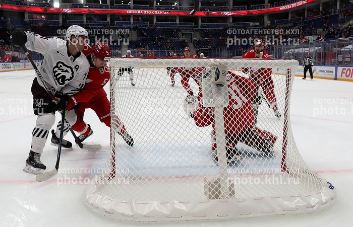 Photo hockey KHL : Le Traktor redémarre - KHL - Kontinental Hockey League ARCHIVES