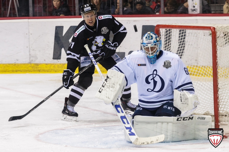 Photo hockey KHL : Lutte acharnée pour les séries - KHL - Kontinental Hockey League