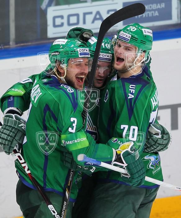 Photo hockey KHL : Magnitka qualifié, Oufa quasiment - KHL - Kontinental Hockey League Photo hockey KHL : Magnitka qualifié, Oufa quasiment - KHL - Kontinental Hockey League