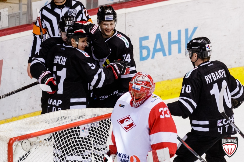 Photo hockey KHL : Pas décroché - KHL - Kontinental Hockey League