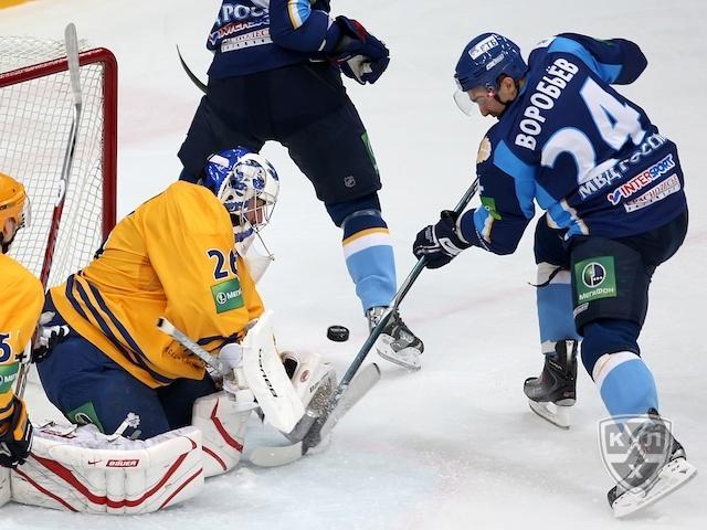 Photo hockey KHL : Petit à petit - KHL - Kontinental Hockey League Photo hockey KHL : Petit à petit - KHL - Kontinental Hockey League