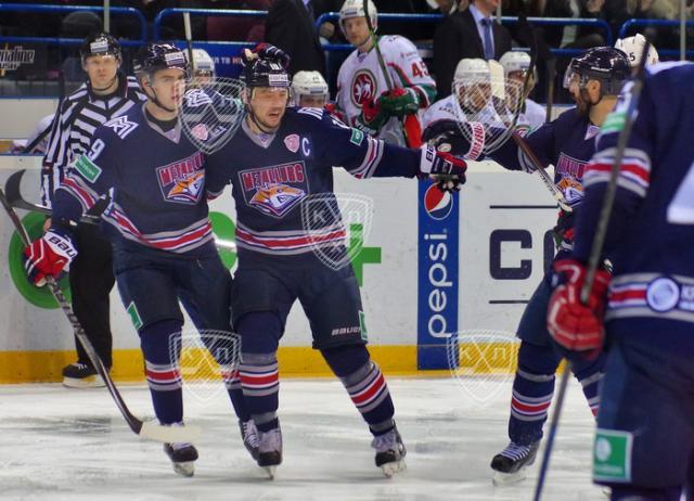 Photo hockey KHL : Sale journée pour les leaders - KHL - Kontinental Hockey League Photo hockey KHL : Sale journée pour les leaders - KHL - Kontinental Hockey League