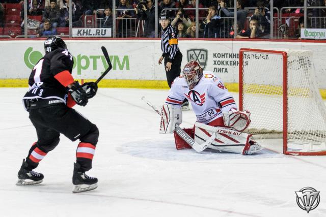 Photo hockey KHL : Si près ! - KHL - Kontinental Hockey League