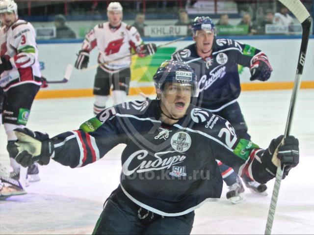 Photo hockey KHL : Tout le monde au 7ème ciel - KHL - Kontinental Hockey League ARCHIVES