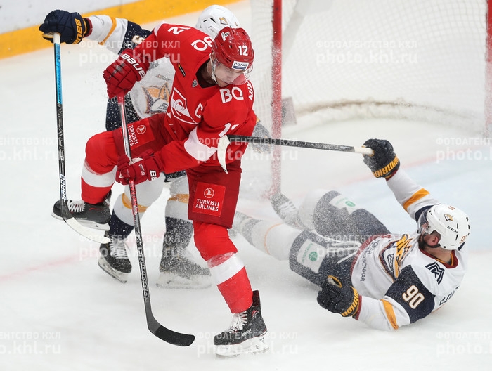 Photo hockey KHL : Voilà le peuple ! - KHL - Kontinental Hockey League