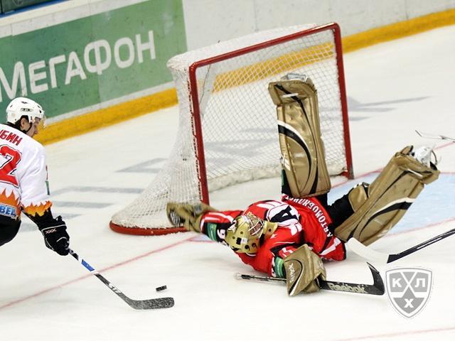 Photo hockey KHL: Les Sidérurgistes durs comme l Photo hockey KHL: Les Sidérurgistes durs comme l