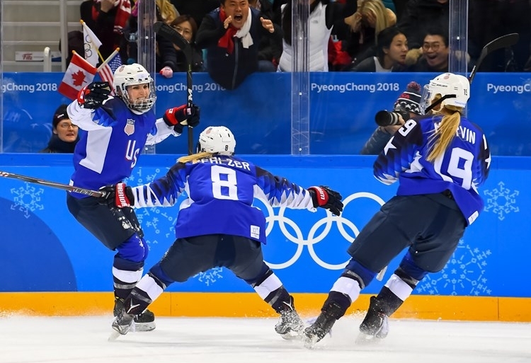 Photo hockey Les Américaines championnes olympiques - Jeux olympiques Photo hockey Les Américaines championnes olympiques - Jeux olympiques