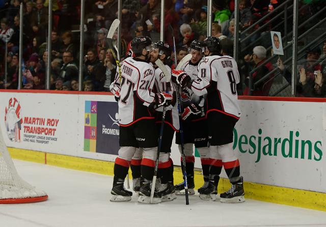 Photo hockey LHJMQ : Les Huskies s Photo hockey LHJMQ : Les Huskies s