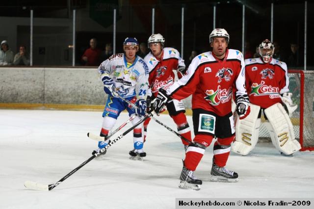 Photo hockey LM Briançon : Infirmerie - Ligue Magnus : Briançon (Les Diables Rouges) Photo hockey LM Briançon : Infirmerie - Ligue Magnus : Briançon (Les Diables Rouges)