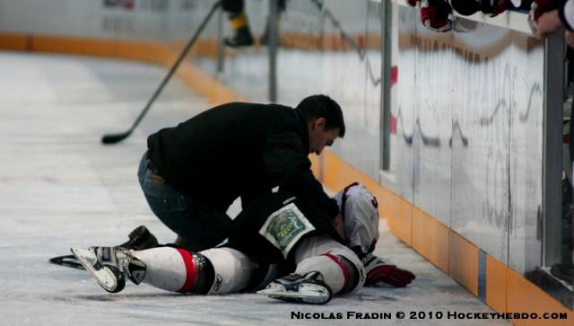 Photo hockey LM Briançon: Après la coupe, l Photo hockey LM Briançon: Après la coupe, l