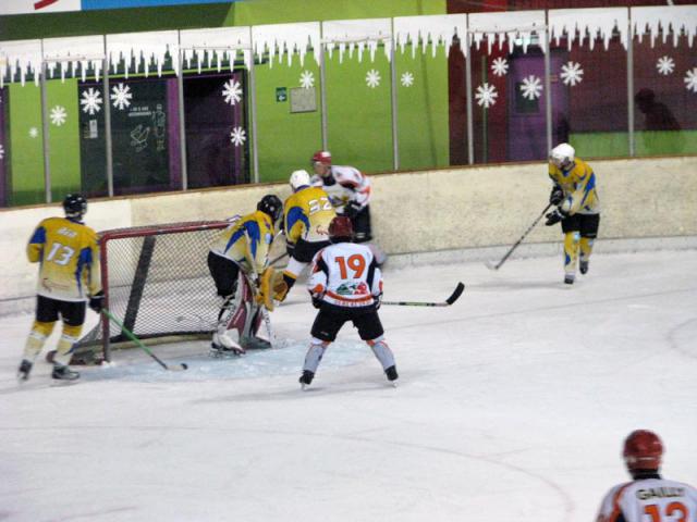 Photo hockey Loisirs : Besançon en demi-finale - Hockey Loisir : Besançon (Les Aigles) Photo hockey Loisirs : Besançon en demi-finale - Hockey Loisir : Besançon (Les Aigles)