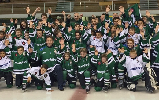 Photo hockey Megève recherche un entraîneur - Hockey Mineur Photo hockey Megève recherche un entraîneur - Hockey Mineur