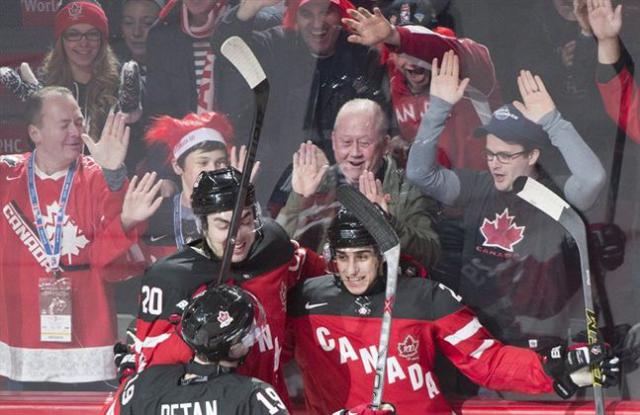 Photo hockey Mondial Junior : Départ canon du Canada - Championnats du monde