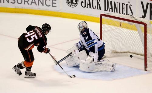 Photo hockey NHL : Anaheim règne sur le Pacifique - NHL : National Hockey League - AHL Photo hockey NHL : Anaheim règne sur le Pacifique - NHL : National Hockey League - AHL