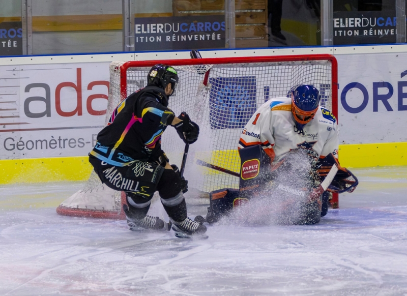 Photo hockey Roanne : Album photos de la 5ème rencontre de pré-saison - Hockey en France : Roanne (Les Renards)