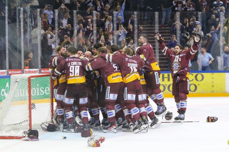 Photo hockey Suisse: GENÈVE CHAMPION - Suisse - Divers Photo hockey Suisse: GENÈVE CHAMPION - Suisse - Divers