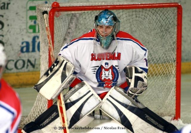 Photo hockey T.I. Briançon : La Slovénie aux pénaltys - Hockey Mineur Photo hockey T.I. Briançon : La Slovénie aux pénaltys - Hockey Mineur