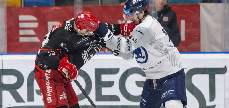 Photo hockey TELH : Ca va très vite en haut - TELH - Tipsport Extraliga Ledního Hokeje