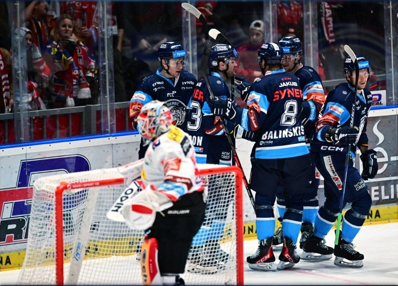 Photo hockey TELH : Le cheval trébuche - TELH - Tipsport Extraliga Ledního Hokeje