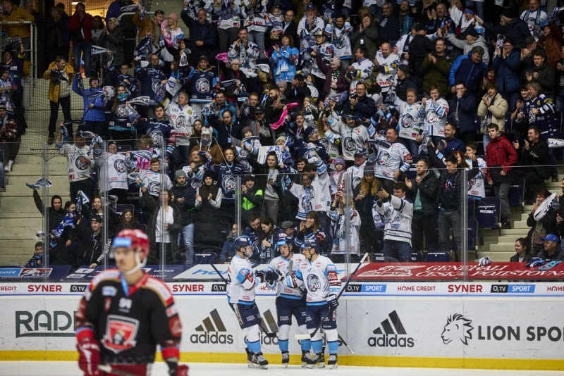 Photo hockey TELH : Le tigre blanc règne sur le lion - TELH - Tipsport Extraliga Ledního Hokeje