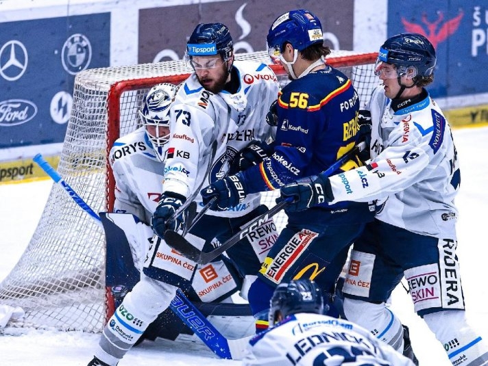 Photo hockey TELH : Les mineurs déjouent les automobilistes - TELH - Tipsport Extraliga Ledního Hokeje