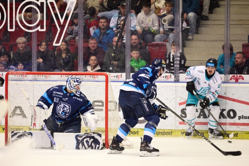 Photo hockey TELH : Premier succès - TELH - Tipsport Extraliga Ledn�ho Hokeje