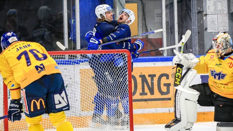 Photo hockey TELH : Un classico - TELH - Tipsport Extraliga Ledního Hokeje