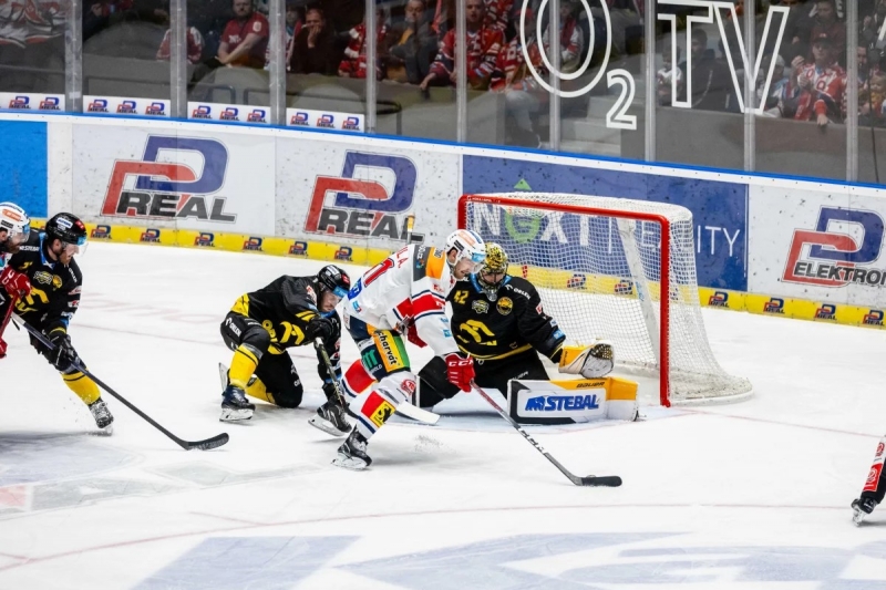 Photo hockey TELH : Un départ logique - TELH - Tipsport Extraliga Ledního Hokeje