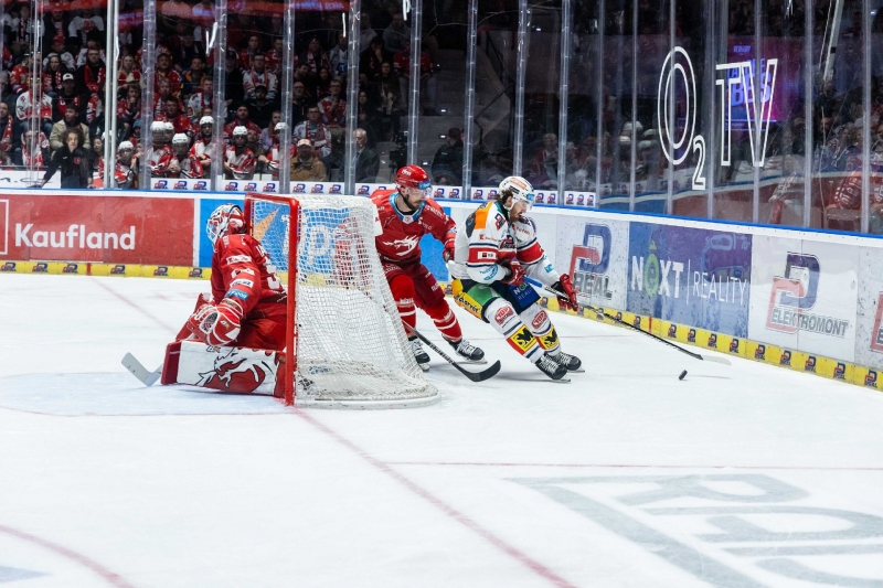 Photo hockey TELH : Une première leçon - TELH - Tipsport Extraliga Ledního Hokeje