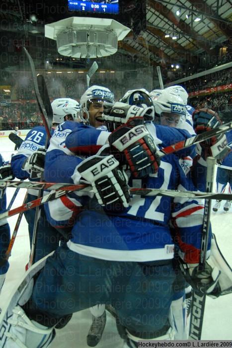 Photo hockey album CM Berne 2009- Matchs de la première semaine à Berne