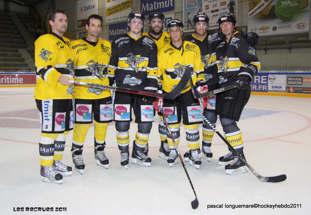 Photo hockey match  - 