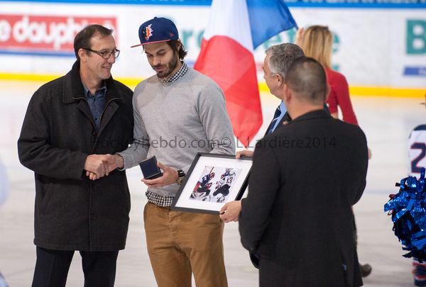 Photo hockey reportage Šatan coule la France à Grenoble