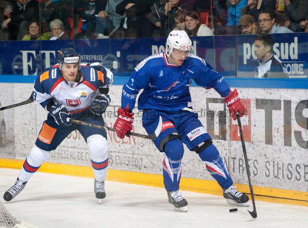 Photo hockey reportage Šatan coule la France à Grenoble