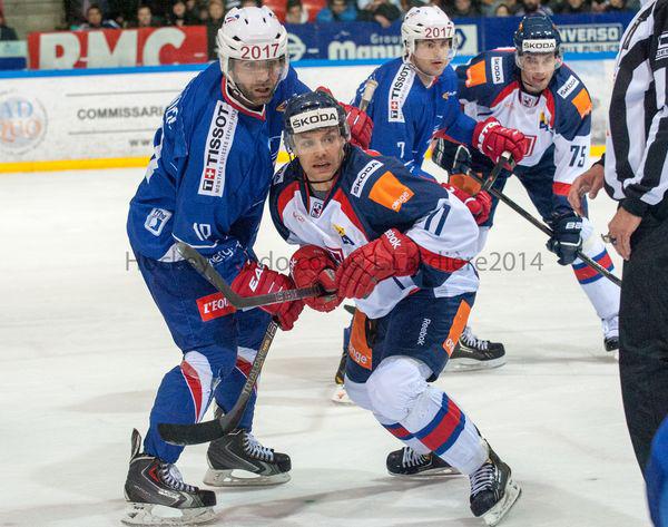 Photo hockey reportage Šatan coule la France à Grenoble