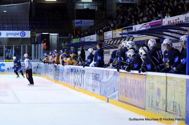 Photo hockey reportage Amicaux : Les Ducs trônent en Suisse