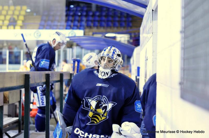 Photo hockey reportage Amicaux : Les Ducs trônent en Suisse