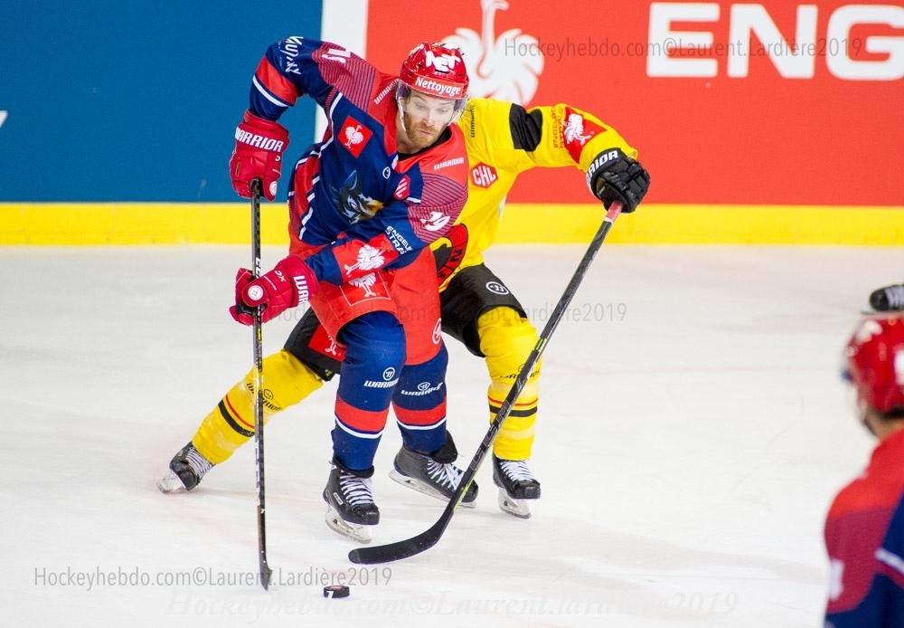 Photo hockey reportage Berne s'impose logiquement à Pole Sud