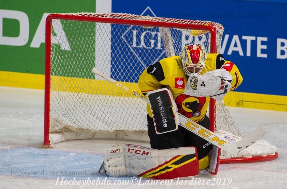 Photo hockey reportage Berne s'impose logiquement à Pole Sud