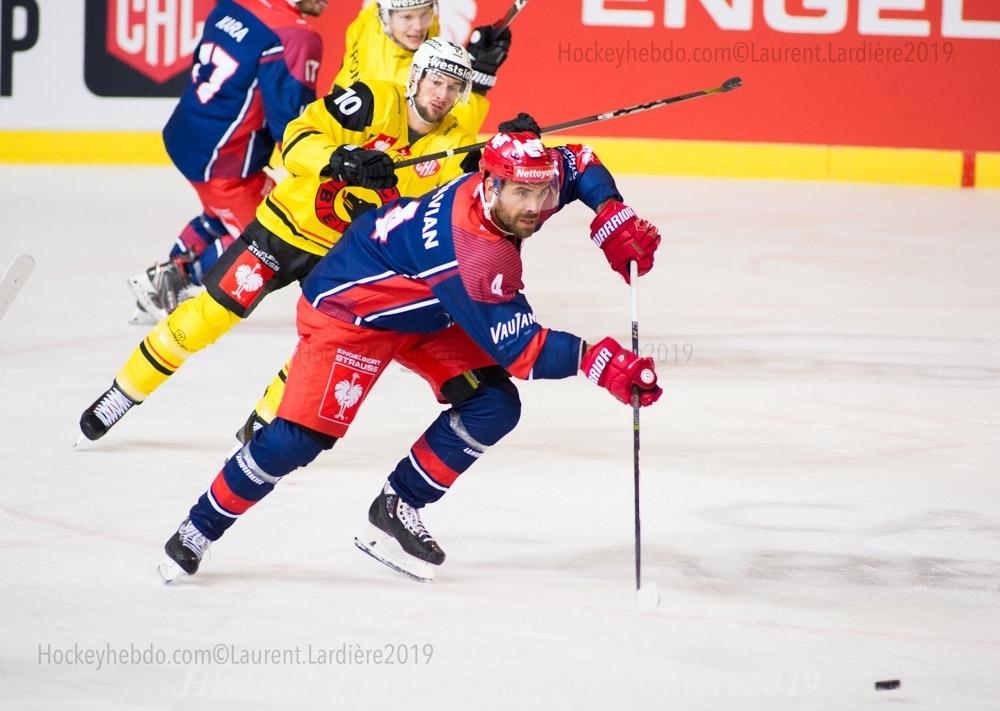 Photo hockey reportage Berne s'impose logiquement à Pole Sud