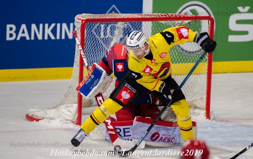 Photo hockey reportage Berne s'impose logiquement à Pole Sud