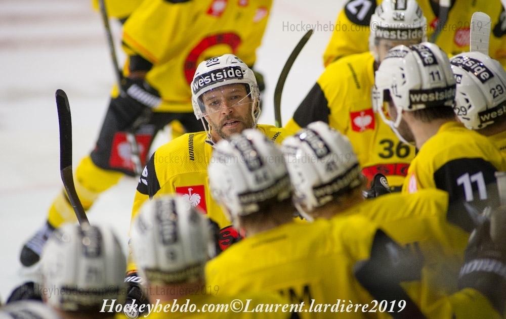 Photo hockey reportage Berne s'impose logiquement à Pole Sud