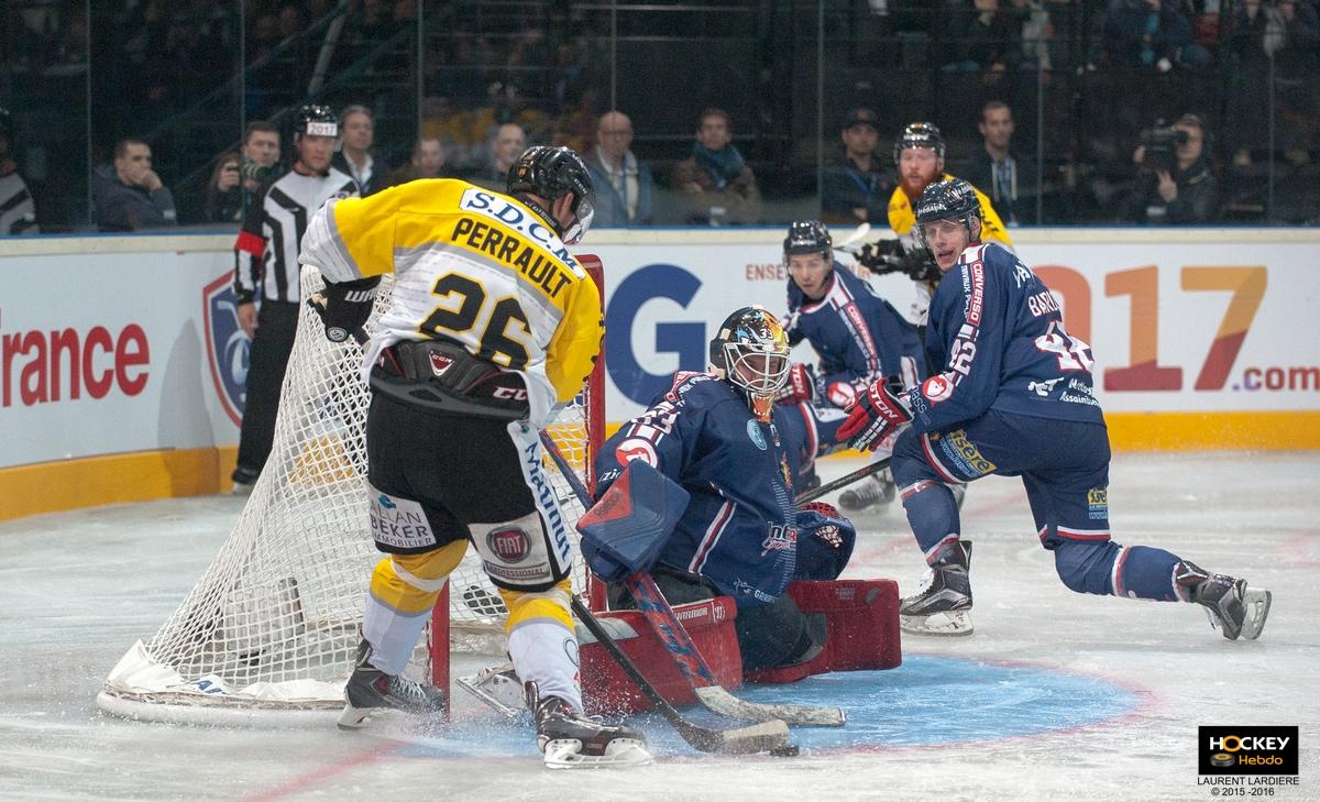 Photo hockey reportage CDF 16 Laurent Lardière