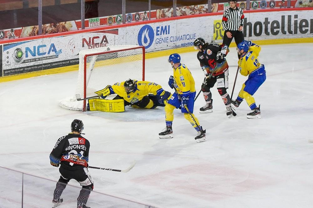 Photo hockey reportage CONTI CUP - Amiens ne manque pas son entrée