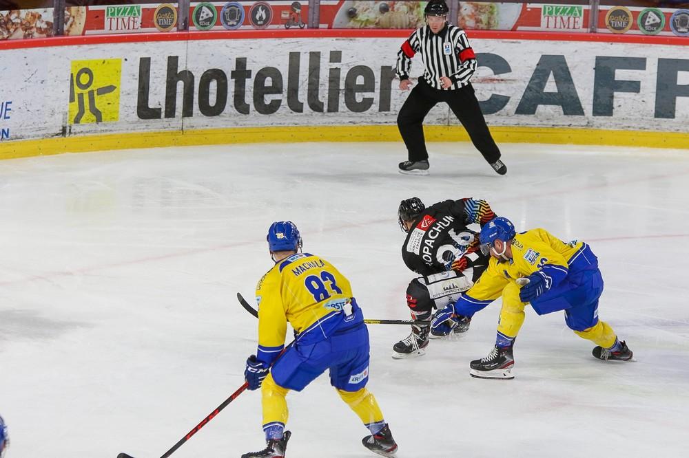 Photo hockey reportage CONTI CUP - Amiens ne manque pas son entrée