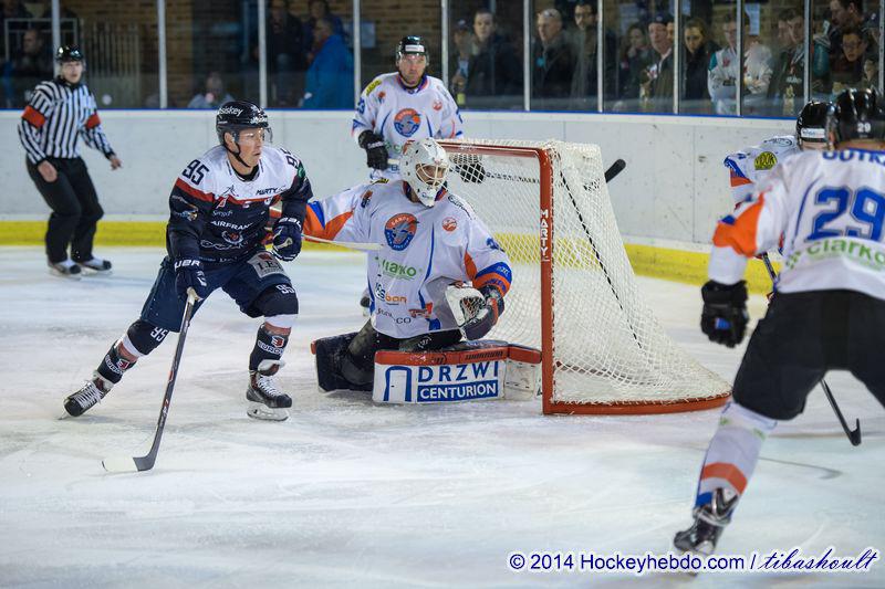 Photo hockey reportage Des débuts réussis