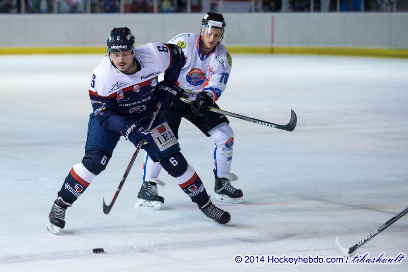 Photo hockey reportage Des débuts réussis