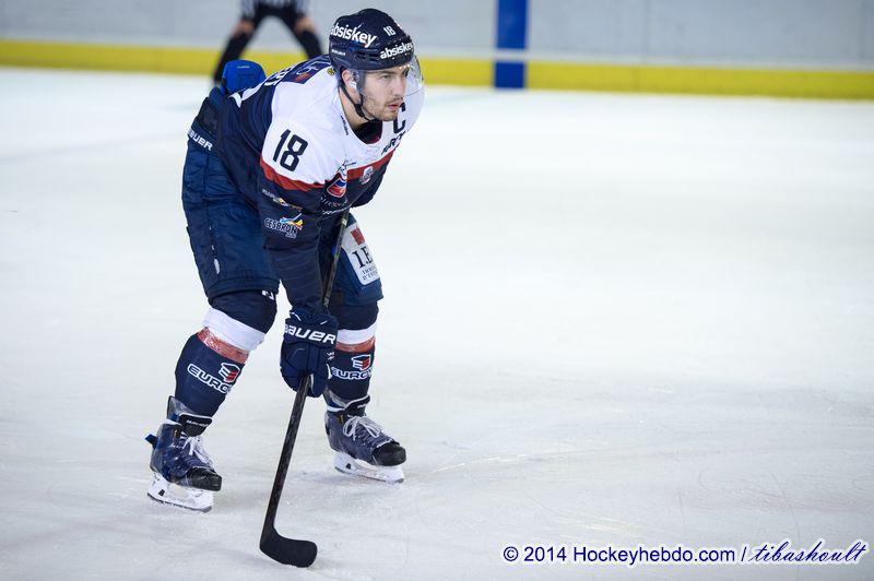 Photo hockey reportage Des débuts réussis