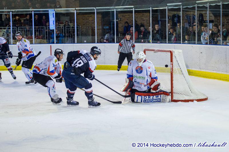 Photo hockey reportage Des débuts réussis