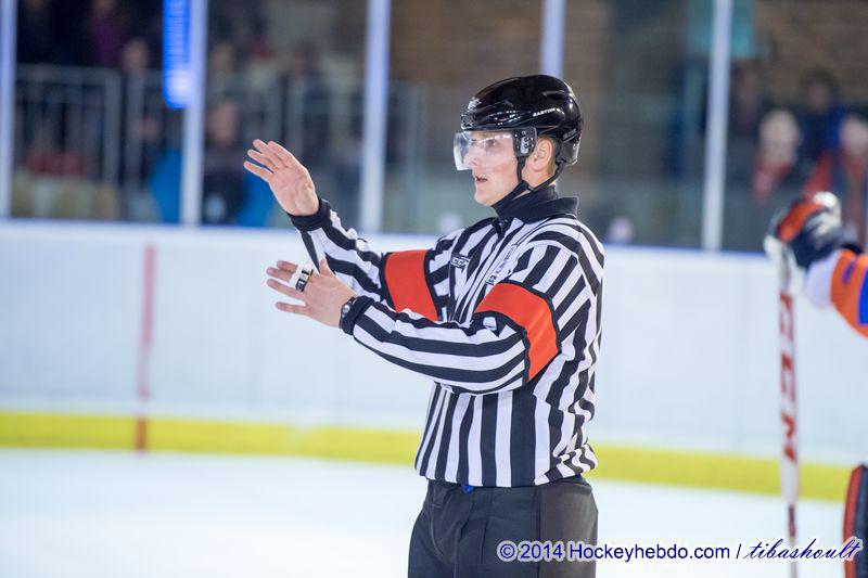 Photo hockey reportage Des débuts réussis