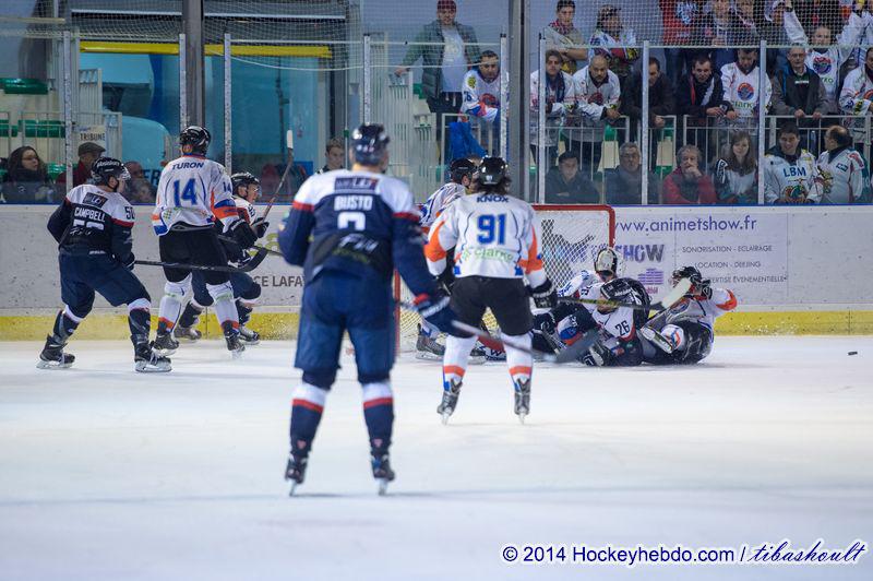 Photo hockey reportage Des débuts réussis